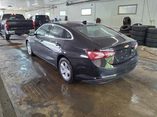 2022 Chevrolet Malibu FWD LT