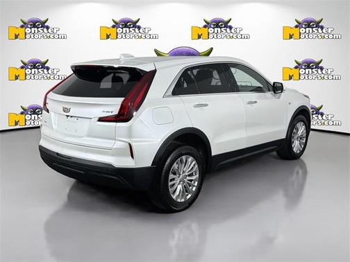 2024 Cadillac XT4 Luxury