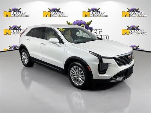 2024 Cadillac XT4 Luxury