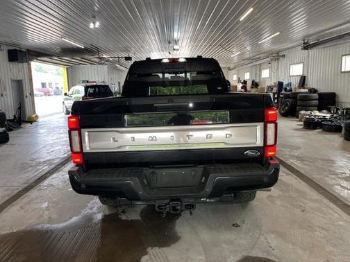 2022 Ford F-350 Limited
