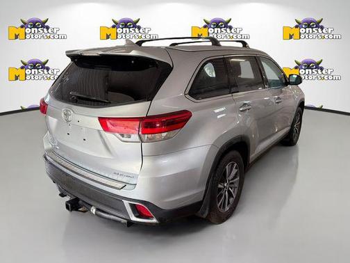 Predawn Gray Mica 2019 Toyota Highlander