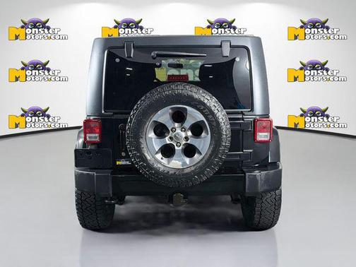Black Clearcoat 2016 Jeep Wrangler Unlimited Sahara