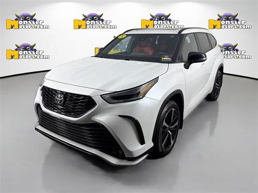 2022 Toyota Highlander XSE