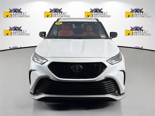 2022 Toyota Highlander XSE
