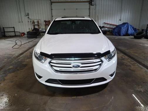 2016 Ford Taurus Limited