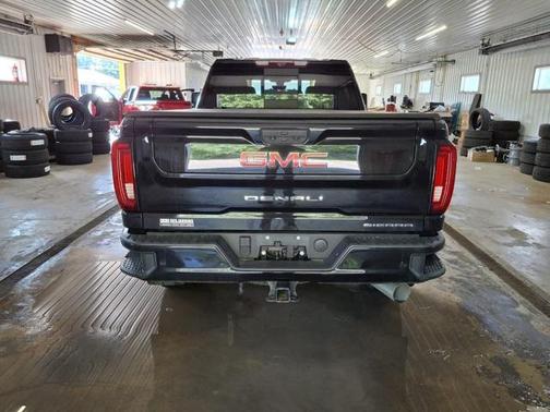 2023 GMC Sierra 2500 Denali