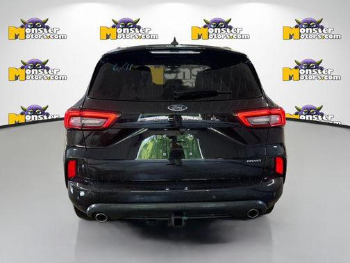 Agate Black Metallic 2023 Ford Escape ST-Line Select
