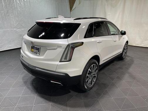 2023 Cadillac XT5 Sport