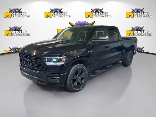 Diamond Black Crystal Pearlcoat 2021 RAM 1500 Sport