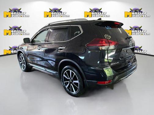 Magnetic Black 2018 Nissan Rogue SL