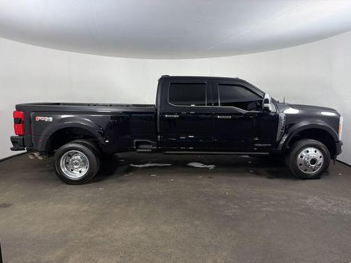 Agate Black Metallic 2023 Ford F-450 Platinum