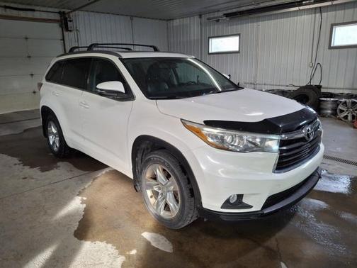 2015 Toyota Highlander 