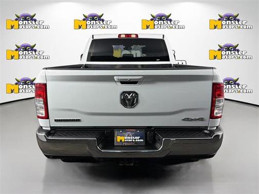 2021 RAM 2500 Big Horn Crew Cab 4x4 6'4' Box