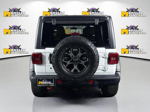 Bright White Clearcoat 2018 Jeep Wrangler Unlimited Rubicon
