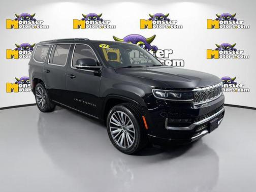 Diamond Black Crystal Pearlcoat 2022 Jeep Grand Wagoneer Series III