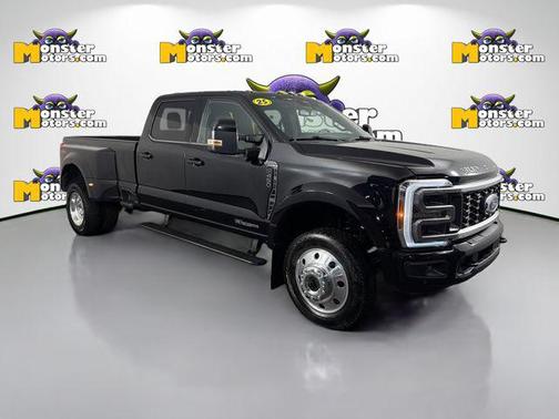 Agate Black Metallic 2025 Ford F-450 Platinum