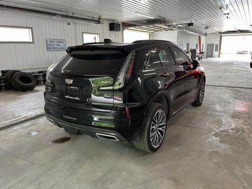 2024 Cadillac XT4 Sport
