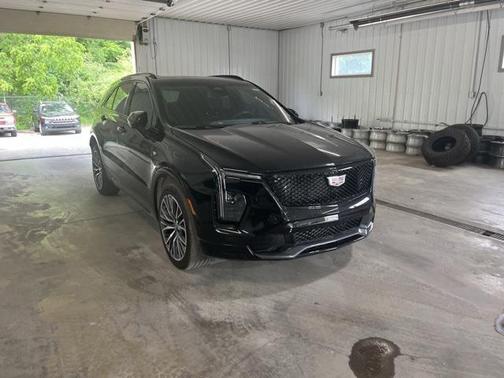 2024 Cadillac XT4 Sport