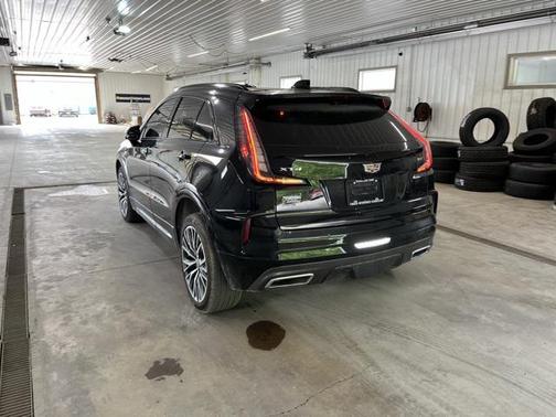 2024 Cadillac XT4 Sport