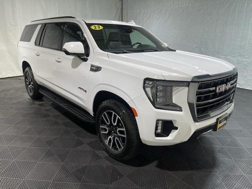 2023 GMC Yukon XL 4WD AT4