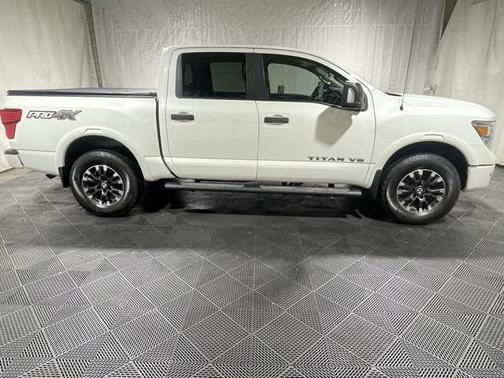 2018 Nissan Titan SV