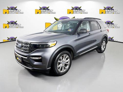 Carbonized Gray Metallic 2022 Ford Explorer XLT