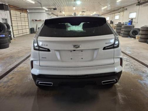 2024 Cadillac XT4 Sport