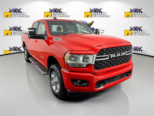 2024 RAM 2500 Big Horn Crew Cab 4x4 6'4' Box