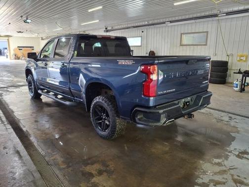 2022 Chevrolet Silverado 1500 Custom Trail Boss
