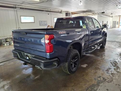 2022 Chevrolet Silverado 1500 Custom Trail Boss