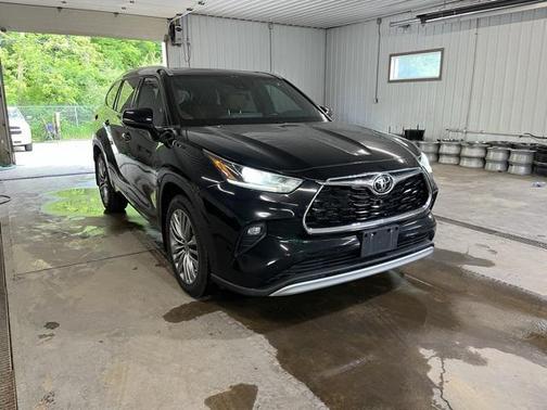 2021 Toyota Highlander Platinum