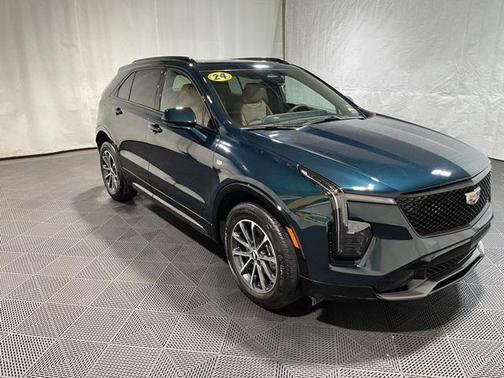 2024 Cadillac XT4 Sport