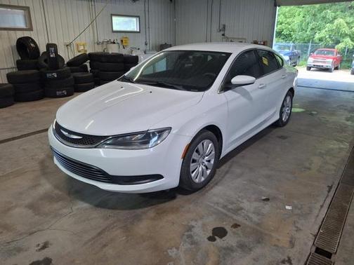 2015 Chrysler 200 LX