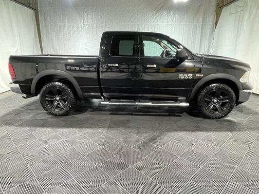 2016 RAM 1500 SLT