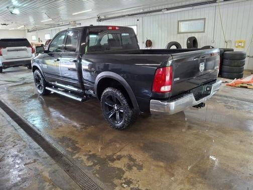 2016 RAM 1500 SLT