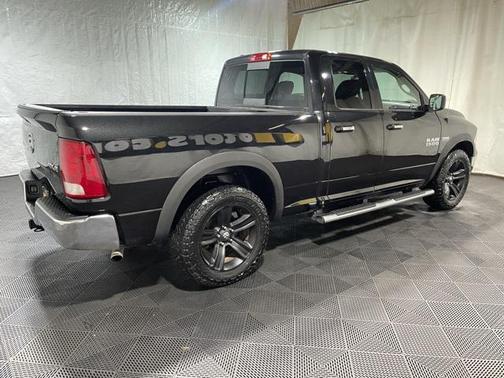 2016 RAM 1500 SLT