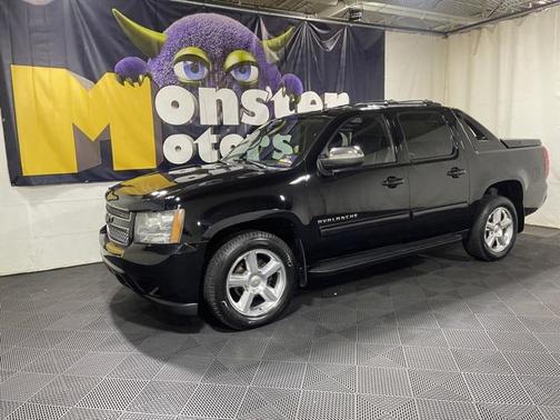 Black 2011 Chevrolet Avalanche 1500 LT