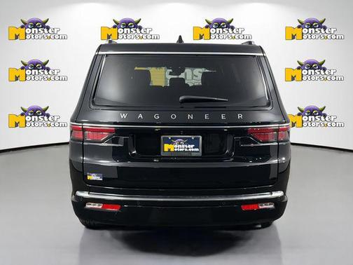 2025 Jeep Wagoneer Base