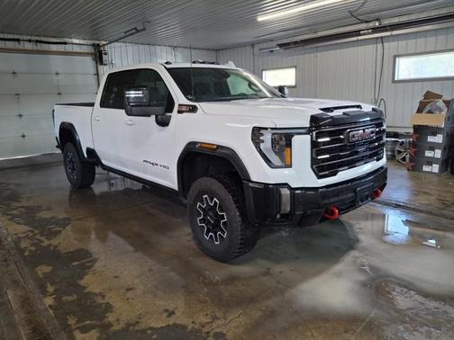 2024 GMC Sierra 2500 AT4