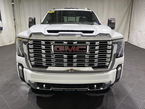 Summit White 2024 GMC Sierra 2500 Denali