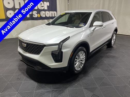 2024 Cadillac XT4 Luxury