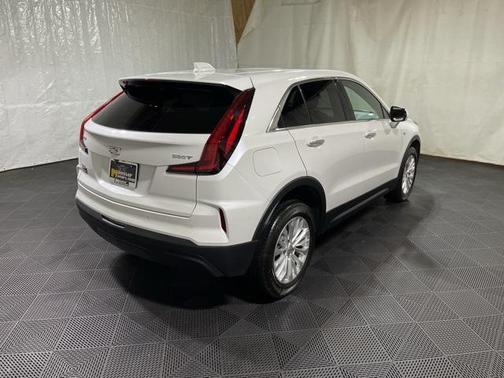 2024 Cadillac XT4 Luxury