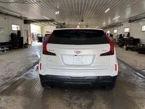 2024 Cadillac XT4 Luxury