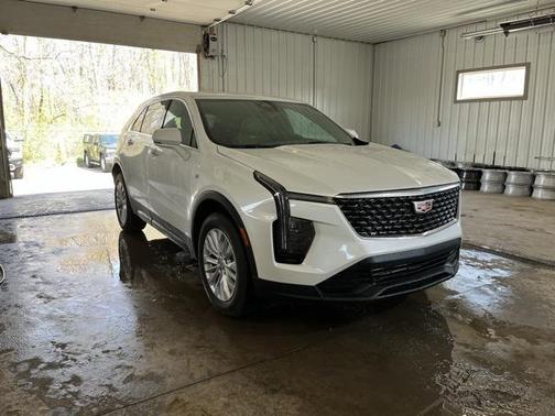 2024 Cadillac XT4 Luxury