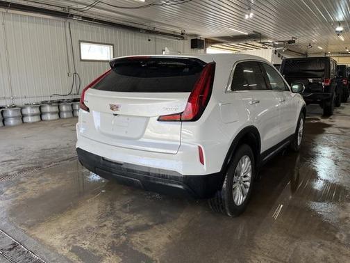 2024 Cadillac XT4 Luxury