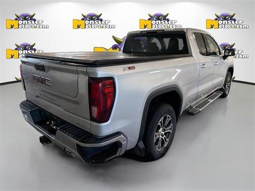 2022 GMC Sierra 1500 SLE