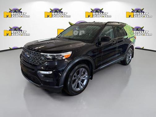 Agate Black Metallic 2023 Ford Explorer XLT