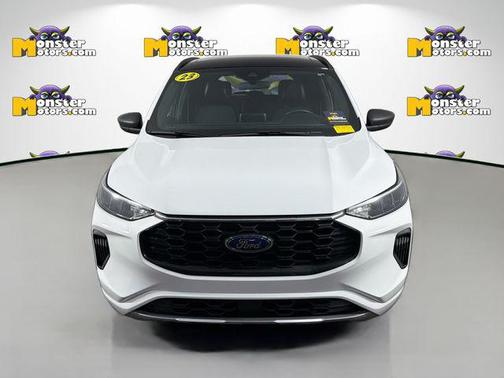 White 2023 Ford Escape ST-Line