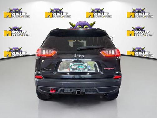 Diamond Black Crystal Pearlcoat 2022 Jeep Cherokee Trailhawk Elite