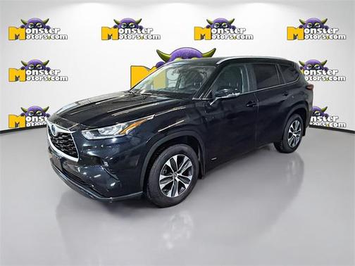 2023 Toyota Highlander Hybrid XLE